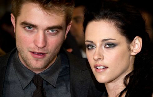 Кристен Стюарт олны өмнө уучлал гуйв